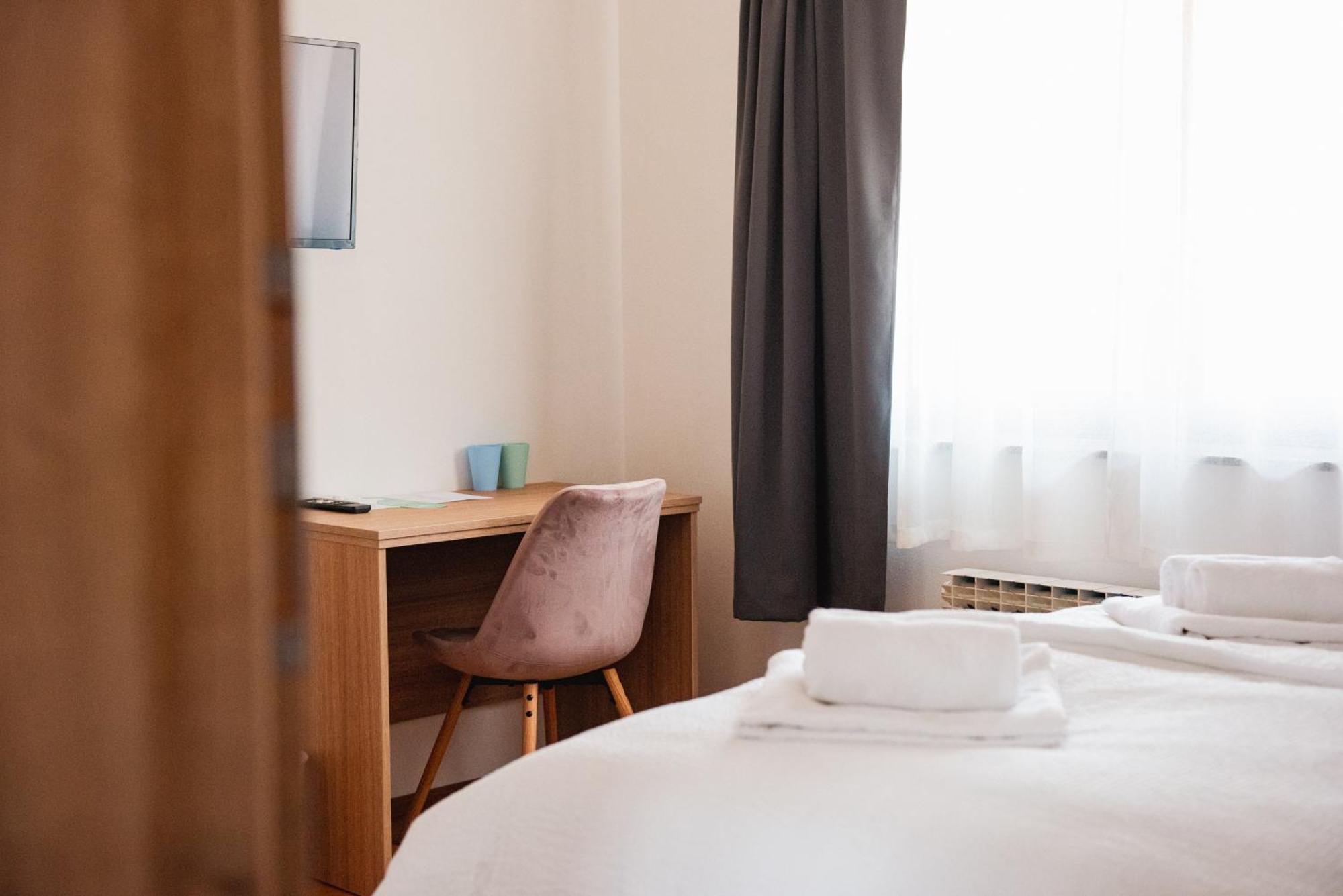 Rooms Enter Ogulin Ostarije Экстерьер фото