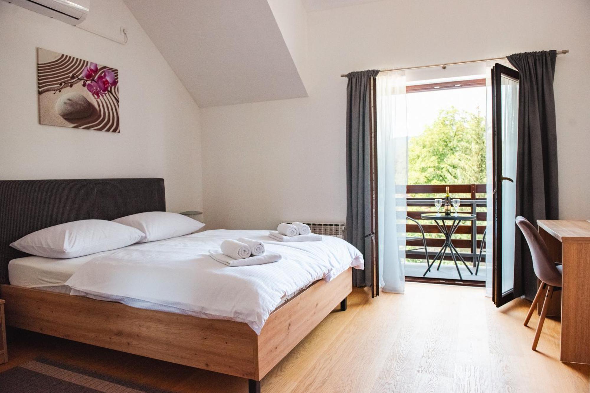 Rooms Enter Ogulin Ostarije Экстерьер фото