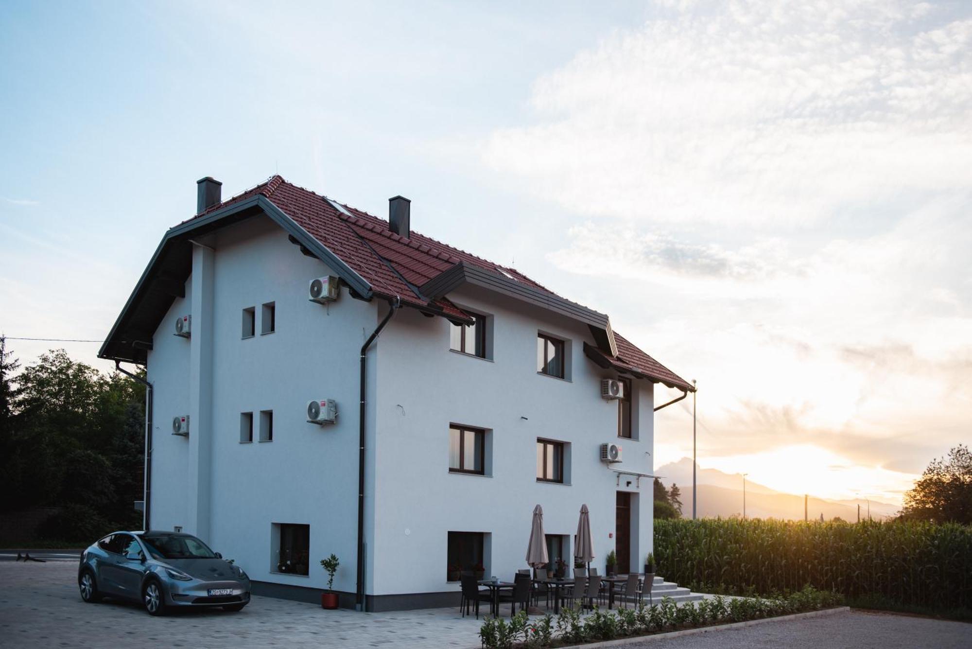 Rooms Enter Ogulin Ostarije Экстерьер фото